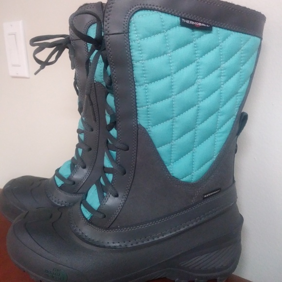 The North Face Shoes - NORTH FACE WOMEN'S THERMOBALL MID BOOTS - SIZE 6